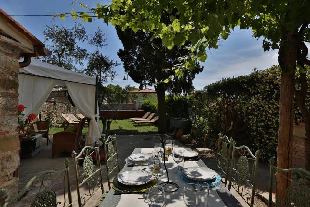 Villa Fracassini Pergine Valdarno Bagian luar foto